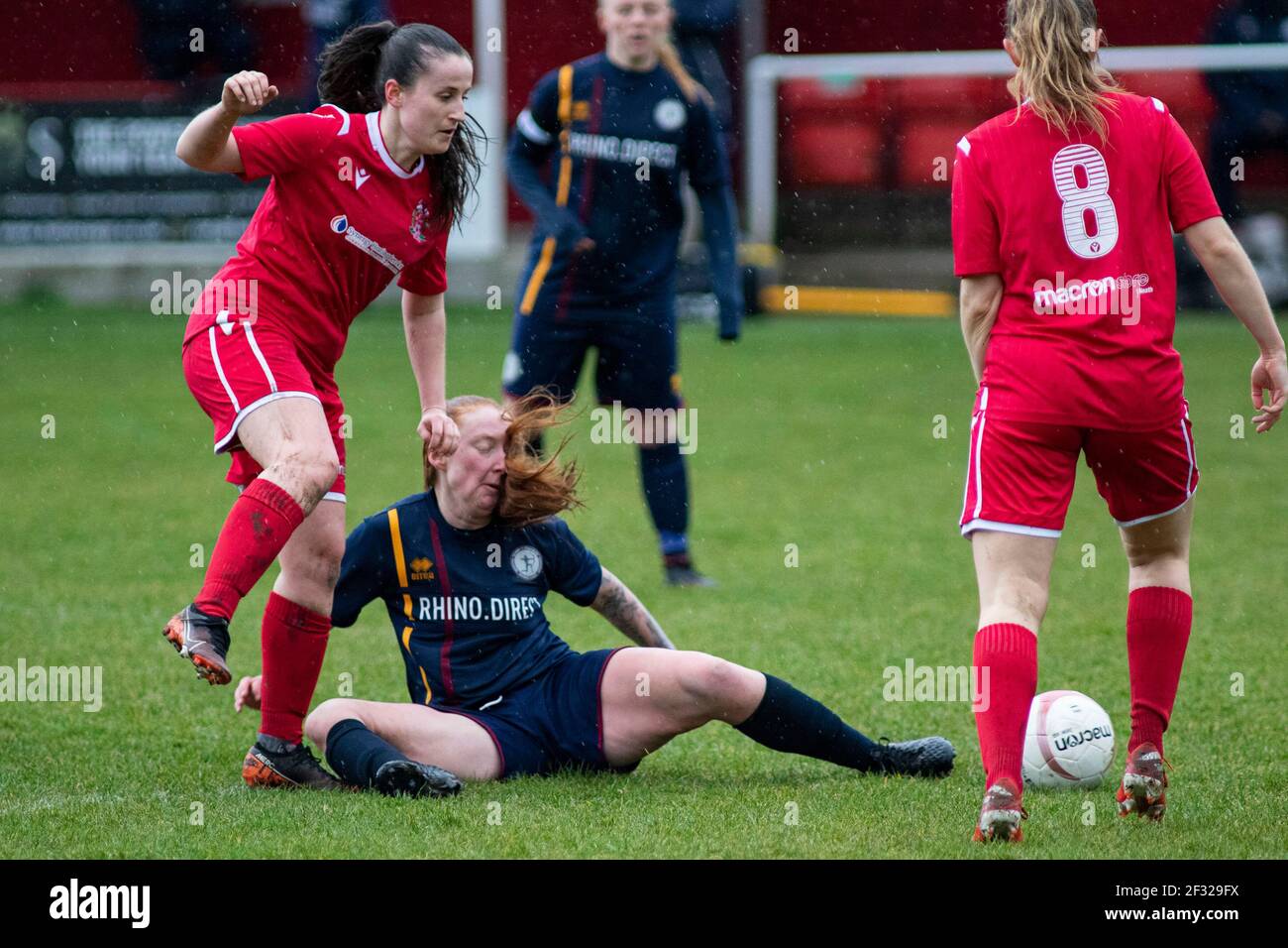 Briton Ferry Llansawel / Cardiff se réunit à Old Road, dans la Ligue des femmes Premier Ministre galloise, le 14 mars 2021. Crédit : Lewis Mitchell/YCPD Banque D'Images