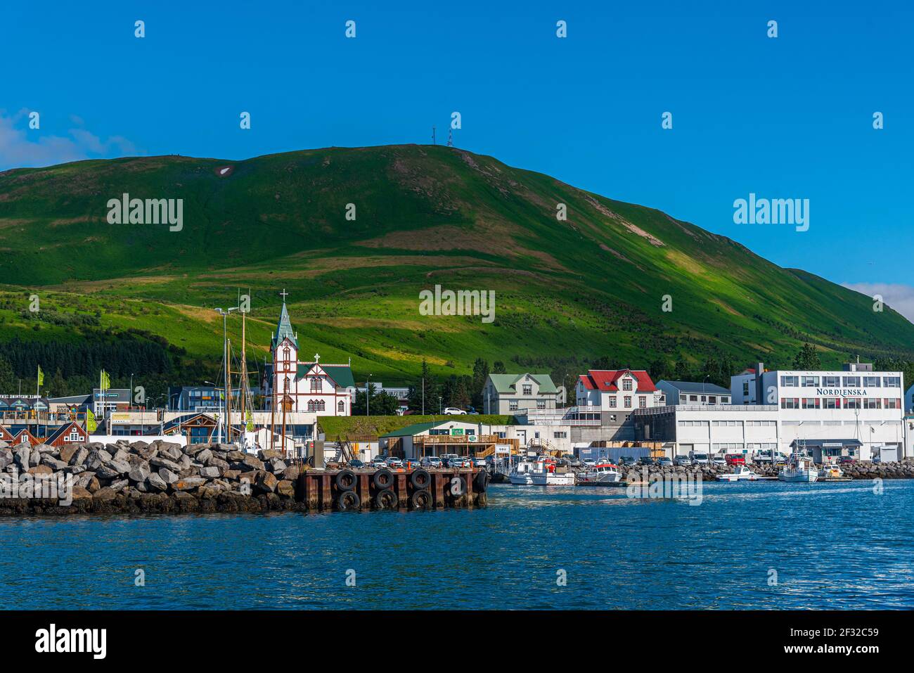 Husavik, Islande, 17 août 2020 : vue sur le port de Husavik, Islande Banque D'Images