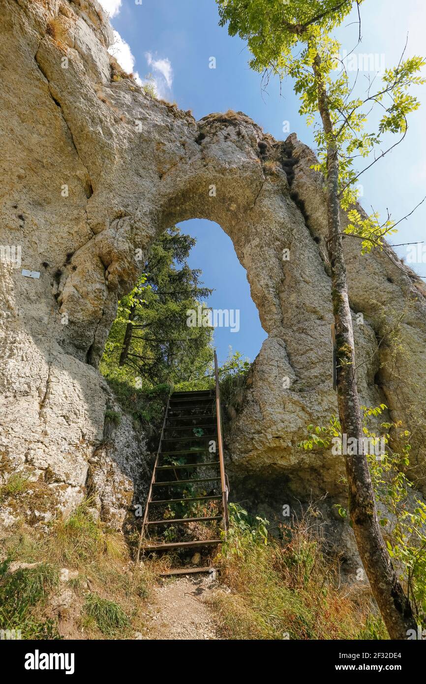 Teufelstorfelsen près de Gammertingen, Bade-Wurtemberg, Allemagne Banque D'Images