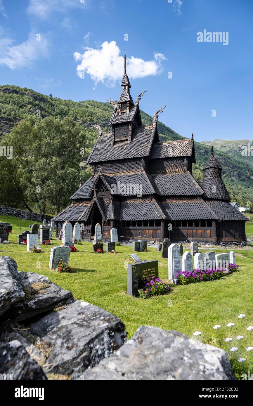 Eglise et cimetière de Borgund Stave, église romane du c. 1180, Vestland, Norvège Banque D'Images