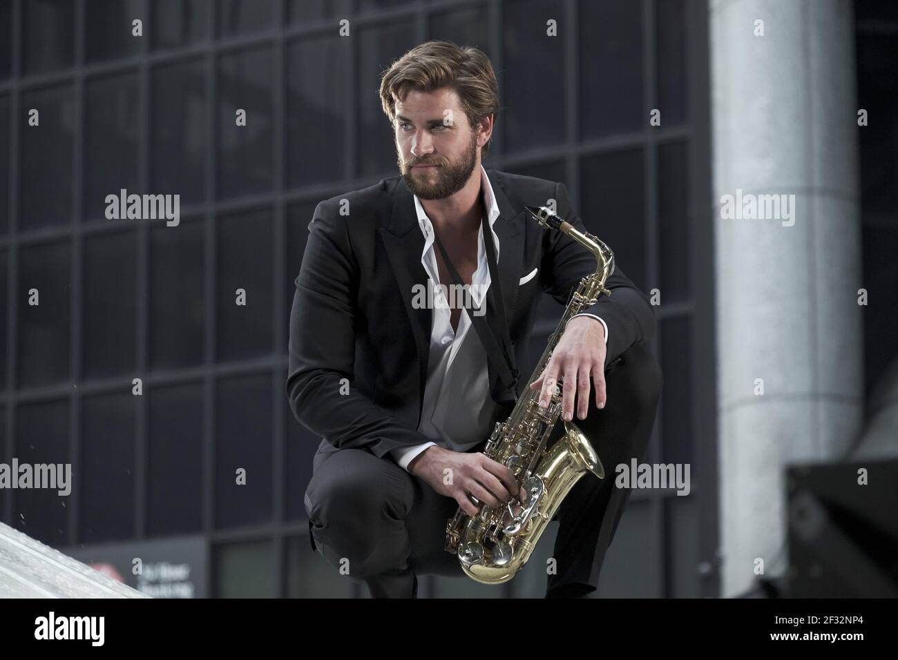 LIAM HEMSWORTH, N'EST PAS ROMANTIQUE, 2019, ©CHRISTOPHER SAUNDERS/NOUVELLE LIGNE Banque D'Images