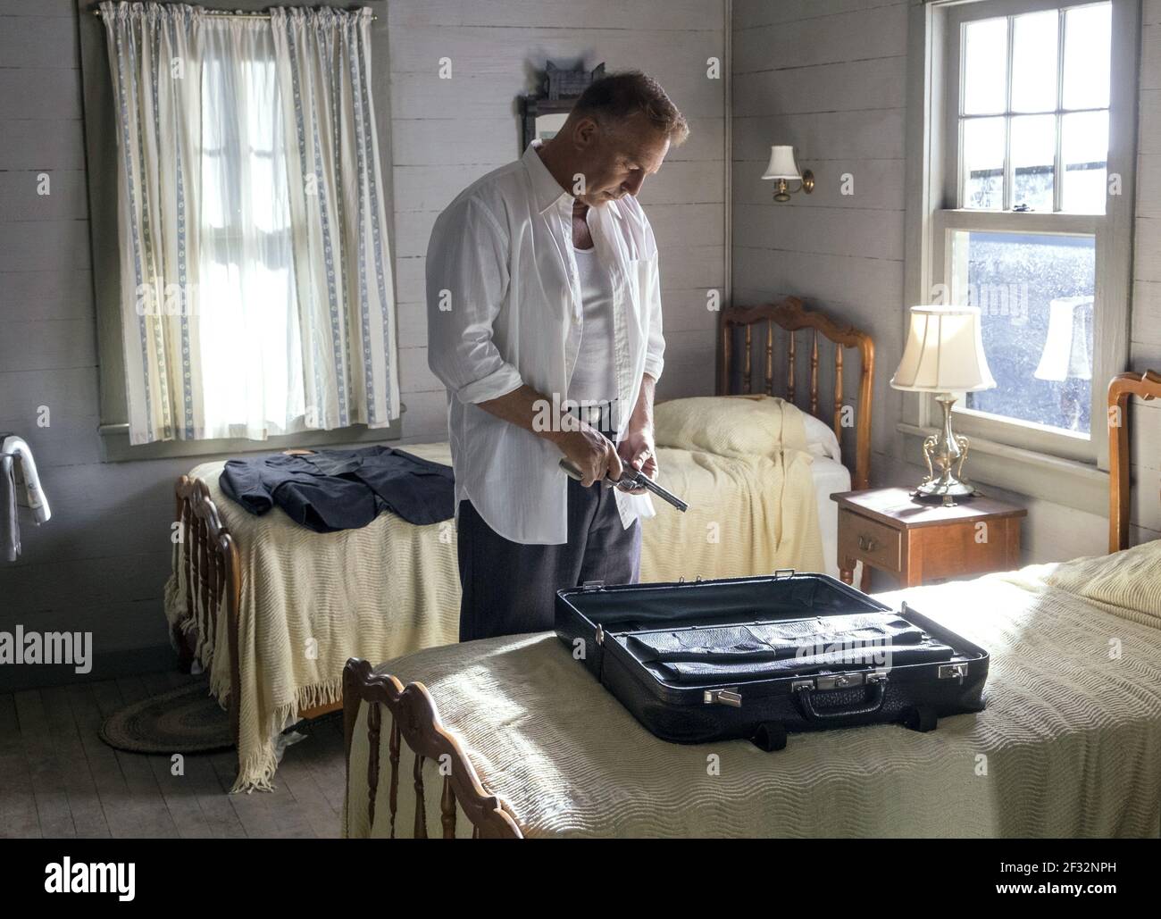 KEVIN COSTNER, THE HIGHWAYMEN, 2019, ©MERRICK MORTON/NETFLIX Banque D'Images
