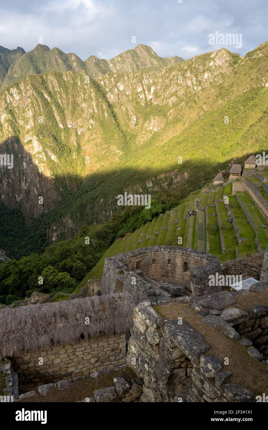 Site classé au patrimoine mondial de l'UNESCO, le Machu Picchu est l'un des rares sites du patrimoine culturel et naturel au monde. Banque D'Images