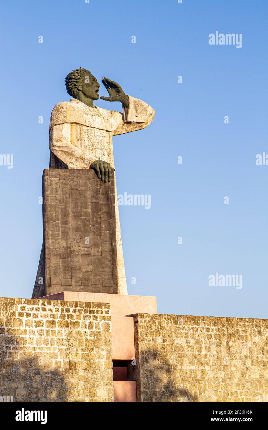 Saint-Domingue République dominicaine, Ciudad Colonia Zona Colonial, Fray Antonio de Montesinos monument à la statue de Frise, Banque D'Images