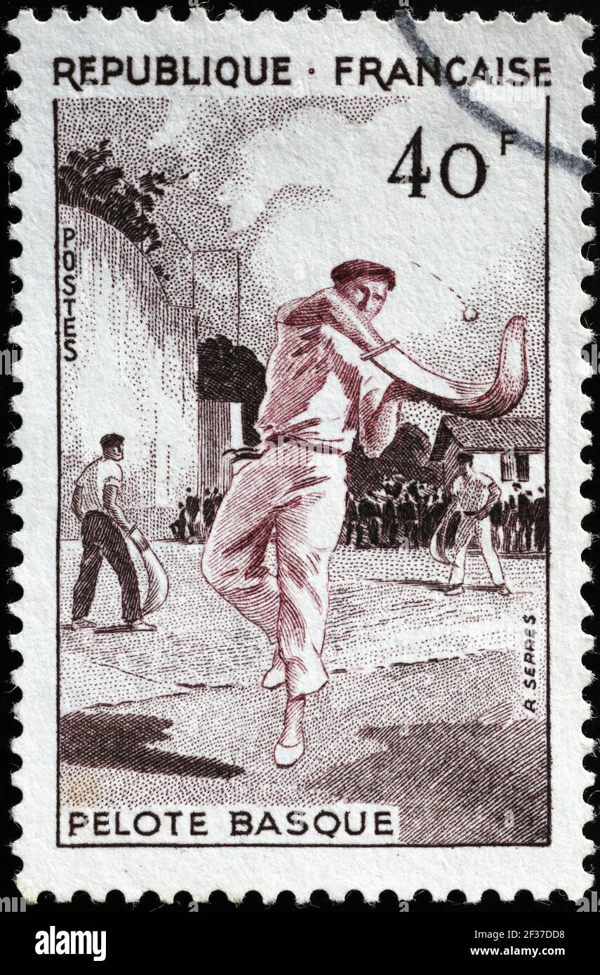 Joueur de pelote basque sur l'ancien timbre-poste français Banque D'Images