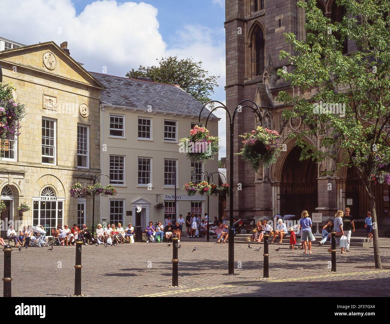 Face ouest de la cathédrale de Truro, haute Croix, Truro, Cornouailles, , Angleterre, Royaume-Uni Banque D'Images