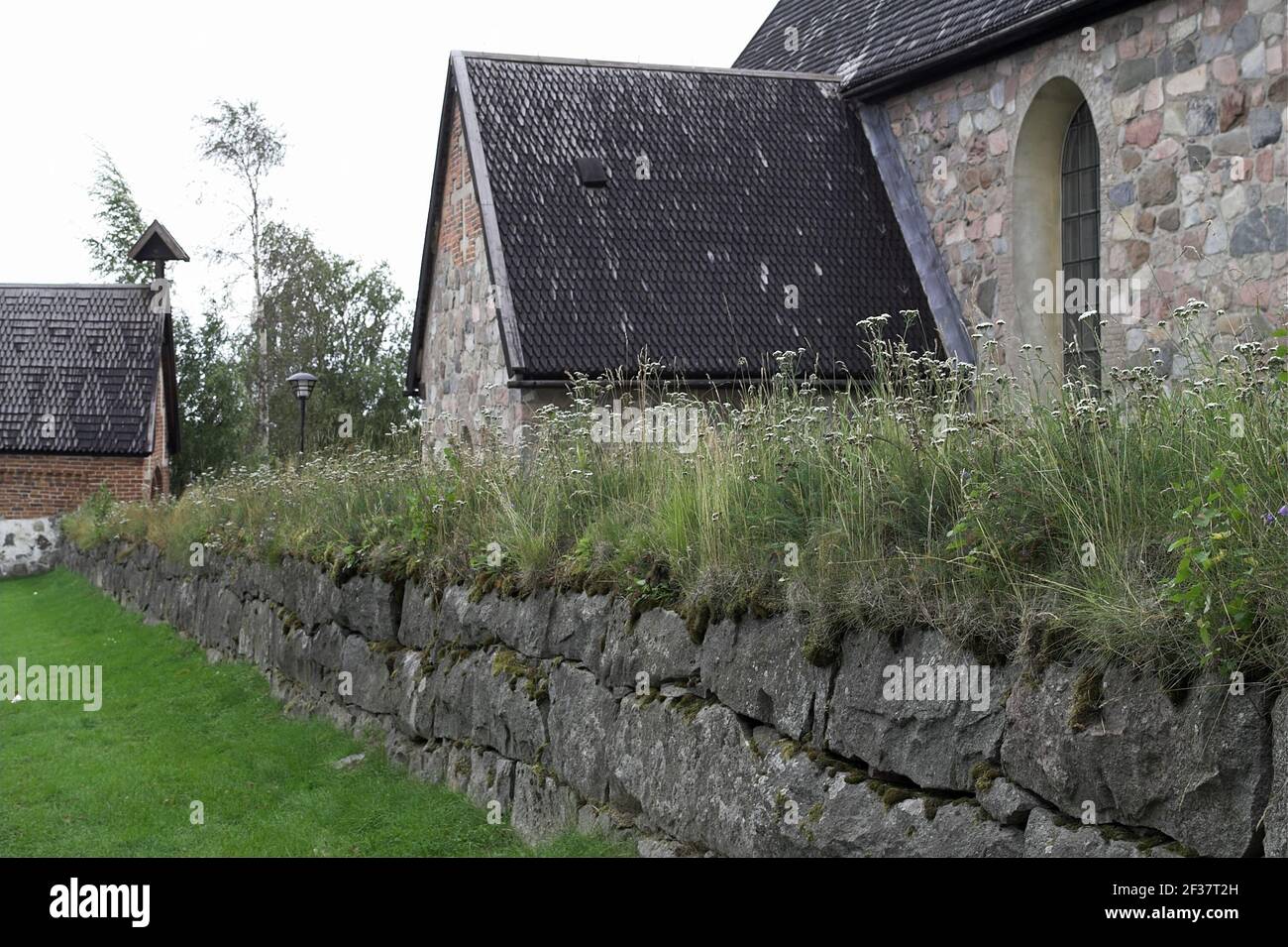 Suède, Schweden; ville de l'église Gammelstad; Kirchendorf; Église Nederluleå - fragment du bâtiment; Kościół z kamienia, kamienny mur Banque D'Images