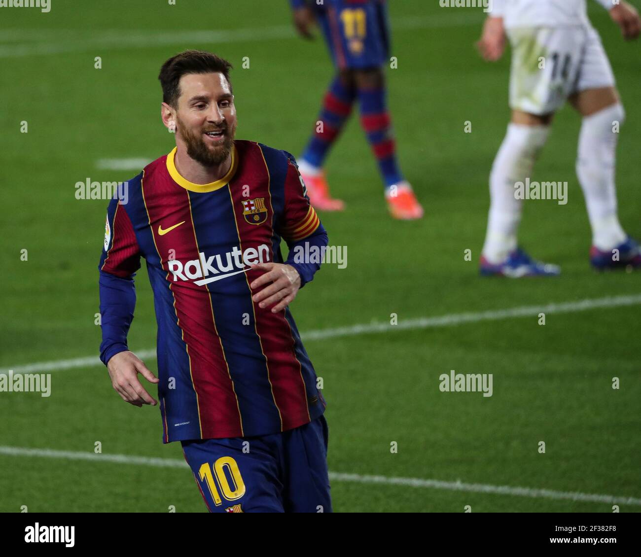 Barcelone. 16 mars 2021. Leo Messi de Barcelone réagit lors du match de football de la Ligue espagnole entre Barcelone et SD Huesca à Barcelone, Espagne, le 15 mars 2021. Credit: Xinhua/Alay Live News Banque D'Images