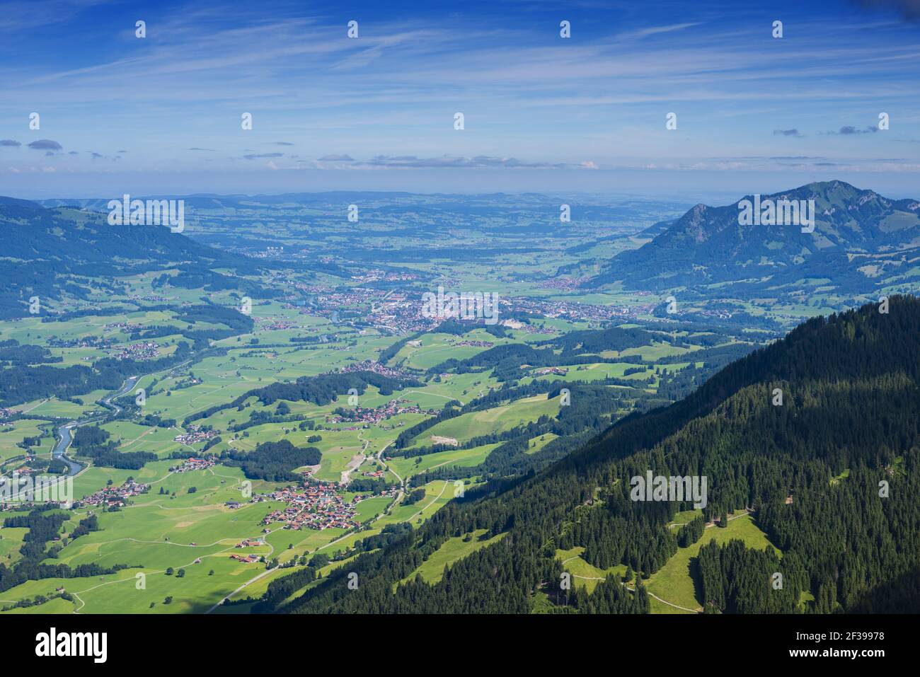 Géographie / Voyage, Allemagne, Bavière, panorama de la Rubihorn (pic), 1957m, dans la vallée de l'Iller, Allgae, liberté de panorama Banque D'Images