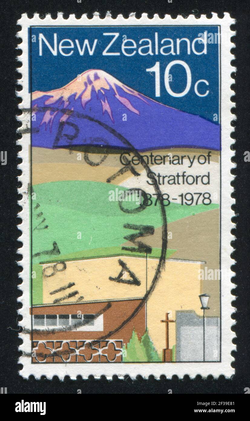 NOUVELLE-ZÉLANDE - VERS 1978: Timbre imprimé par la Nouvelle-Zélande, montre Stratford, vers 1978 Banque D'Images