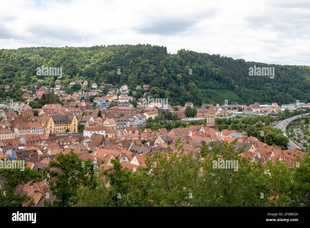 Wertheim am main Allemagne - 19.06.2018: Vue de Wertheim am main depuis le point de vue du château Banque D'Images