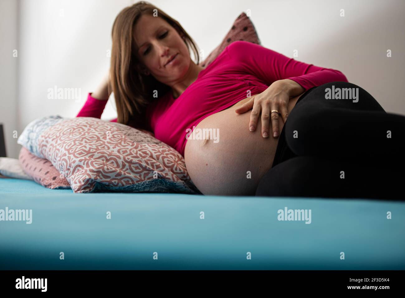 Estomac Gonfle Banque D Image Et Photos Alamy