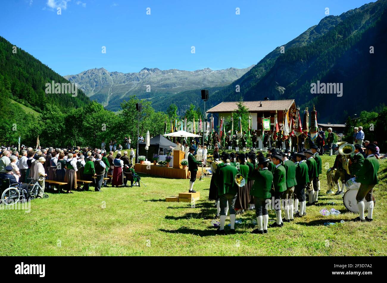 Traditional tyrol music austria Banque de photographies et d'images à haute  résolution - Alamy