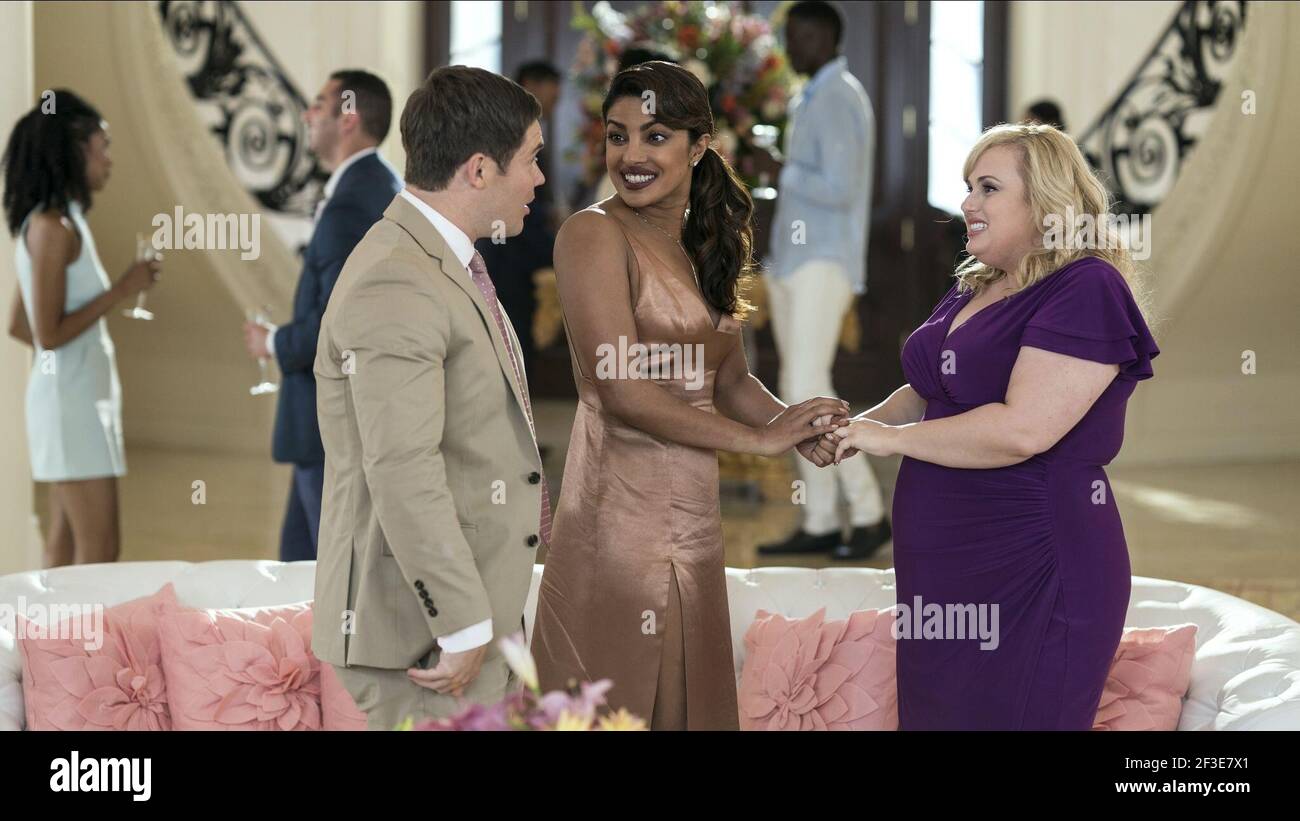 ADAM DEVINE, PRIYANKA CHOPRA, REBELLE WILSON, N'EST PAS ROMANTIQUE, 2019, ©MICHAEL PARMELEE/NOUVELLE LIGNE Banque D'Images