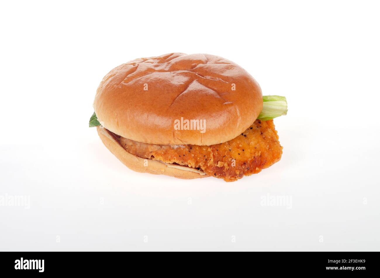 Sandwich au poulet Spicy de Wendy's sur blanc Banque D'Images