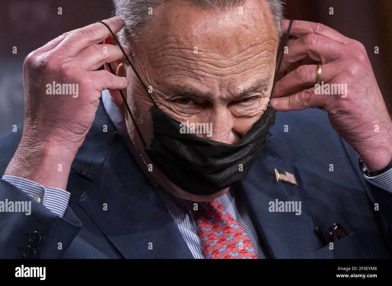 Washington, États-Unis. 16 mars 2021. Le chef de la majorité au Sénat Charles Schumer, de New York, tient une conférence de presse au Capitole des États-Unis à Washington, DC, le mardi 16 mars 2021. Photo de Kevin Dietsch/UPI crédit: UPI/Alay Live News Banque D'Images