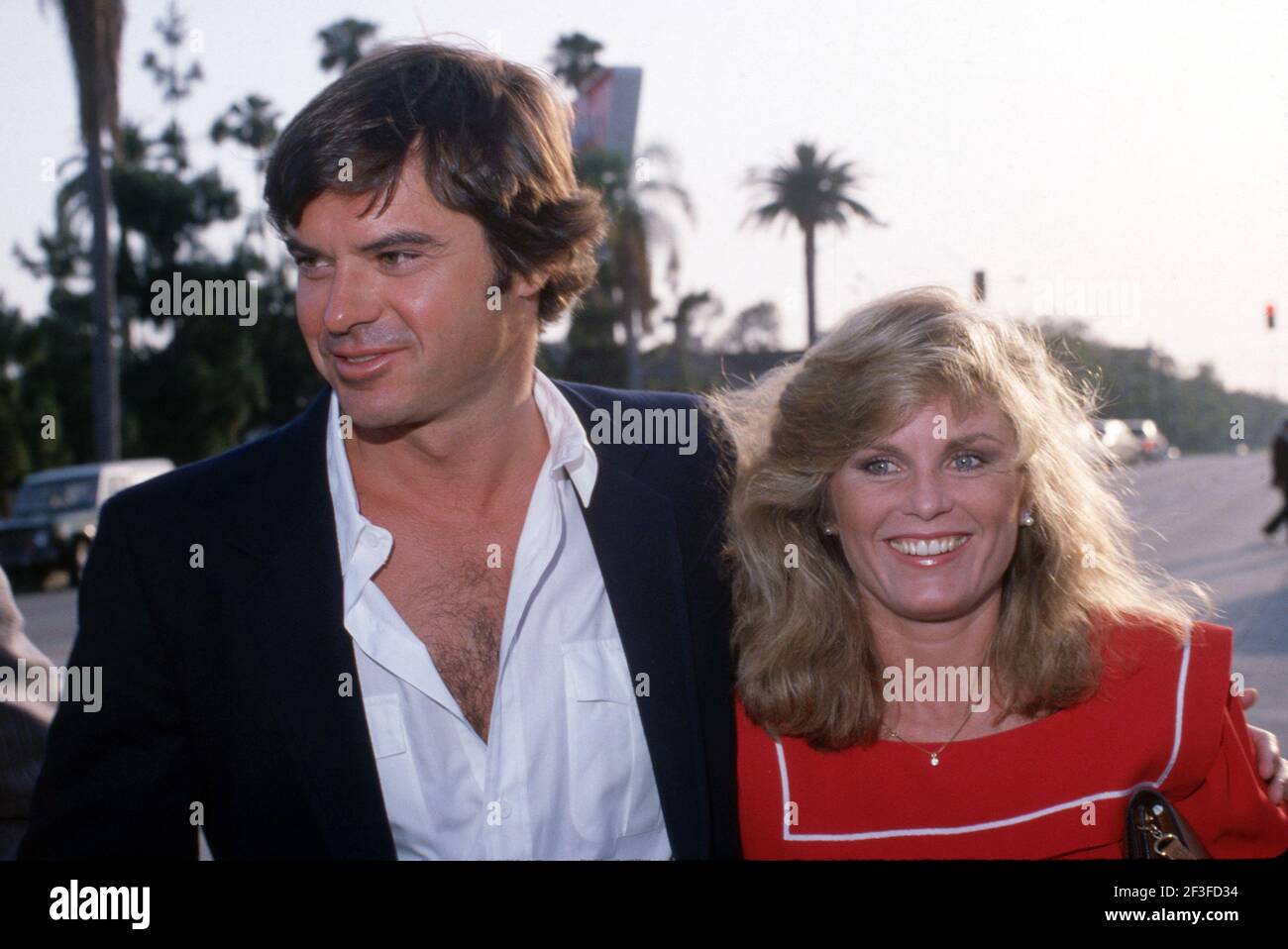 Robert Urich et Heather Menzies Circa des années 80 crédit: Ralph Dominguez/MediaPunch Banque D'Images