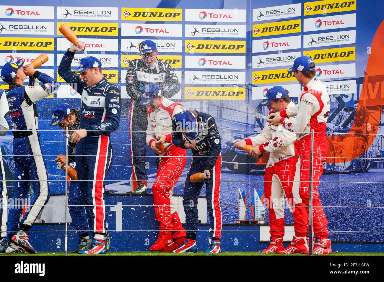 Podium LMP3. 03 PUITS Anthony (gbr), BELL Matthew (gbr), GRIST Garett (CAN), Ligier JS P3 Nissan team United motosport, 07 NOBLE Colin (gbr), Baptiste KAPADIA Alex (gbr), STUBBE OLSEN Christian (dnk), Ligier JS P3 Nissan team Ecurie Ecosse Nielsen, 17 LAHAYE Ifra (au), François IFRA, Jean (Ifra) Norma M30 team Ultimate, lors du championnat européen ELMS de la série le Mans 2018 4 heures de Silverstone, Angleterre, du 16 au 19 août - photo Clément Marin / DPPI Banque D'Images