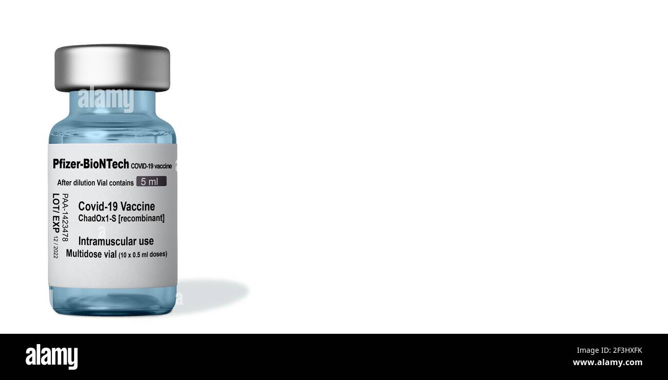 Marseille, France - Mars 16, 2021: Pfizer et Biontech vaccin COVID-19 - coronavirus vaccin Covid-19 sur flacon - conception de bannière avec espace de copie Banque D'Images Marseille, France - Mars 16, 2021: Pfizer et Biontech vaccin COVID-19 - coronavirus vaccin Covid-19 sur flacon - conception de bannière avec espace de copie Banque D'Images
