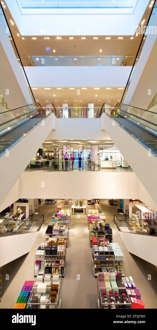 John Lewis Partnership Stratford, Westfield Shopping Centre Stratford. Aménagement d'un nouveau magasin John Lewis dans le centre commercial Westfield de Stratford Banque D'Images