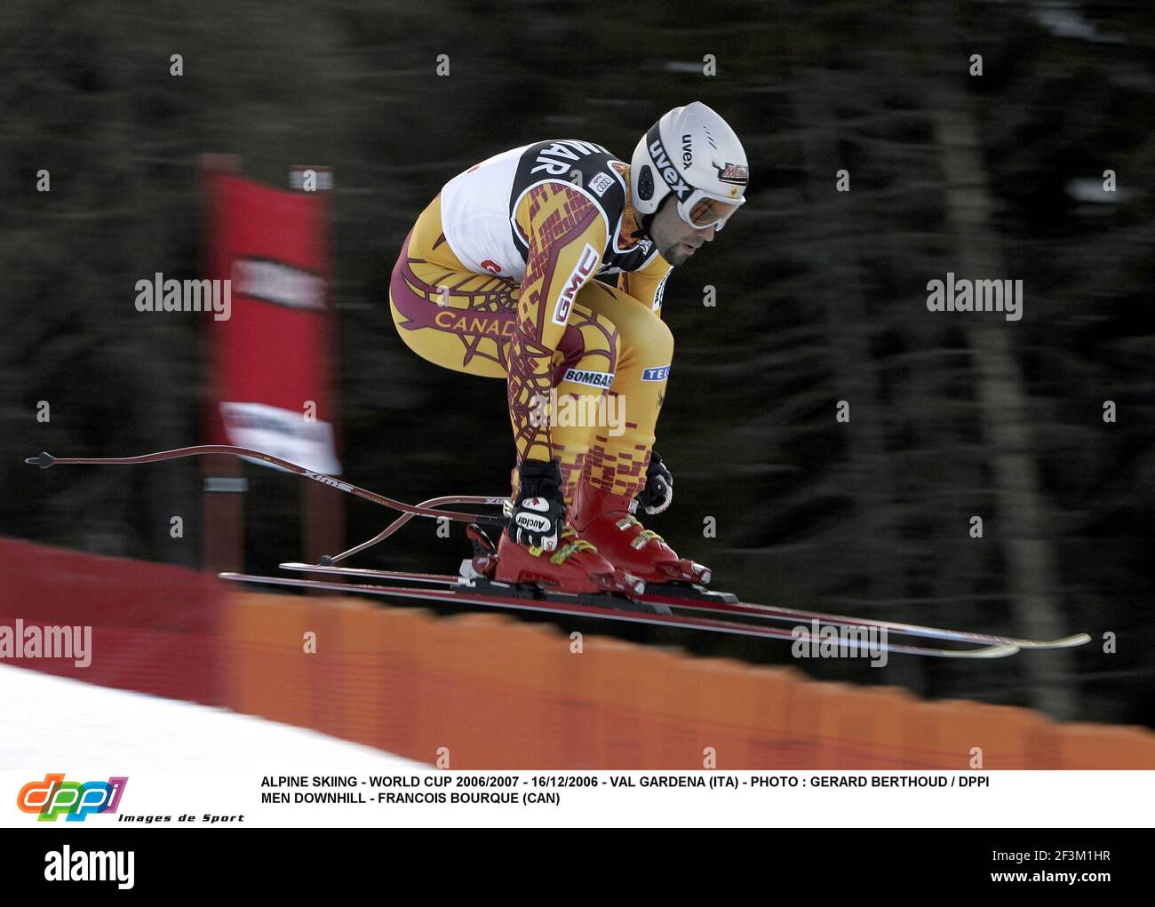 SKI ALPIN - COUPE DU MONDE 2006/2007 - 16/12/2006 - VAL GARDENA (ITA) - PHOTO : GERARD BERTHOUD / DPPI HOMMES DESCENTE - FRANÇOIS BOURQUE (CAN) Banque D'Images