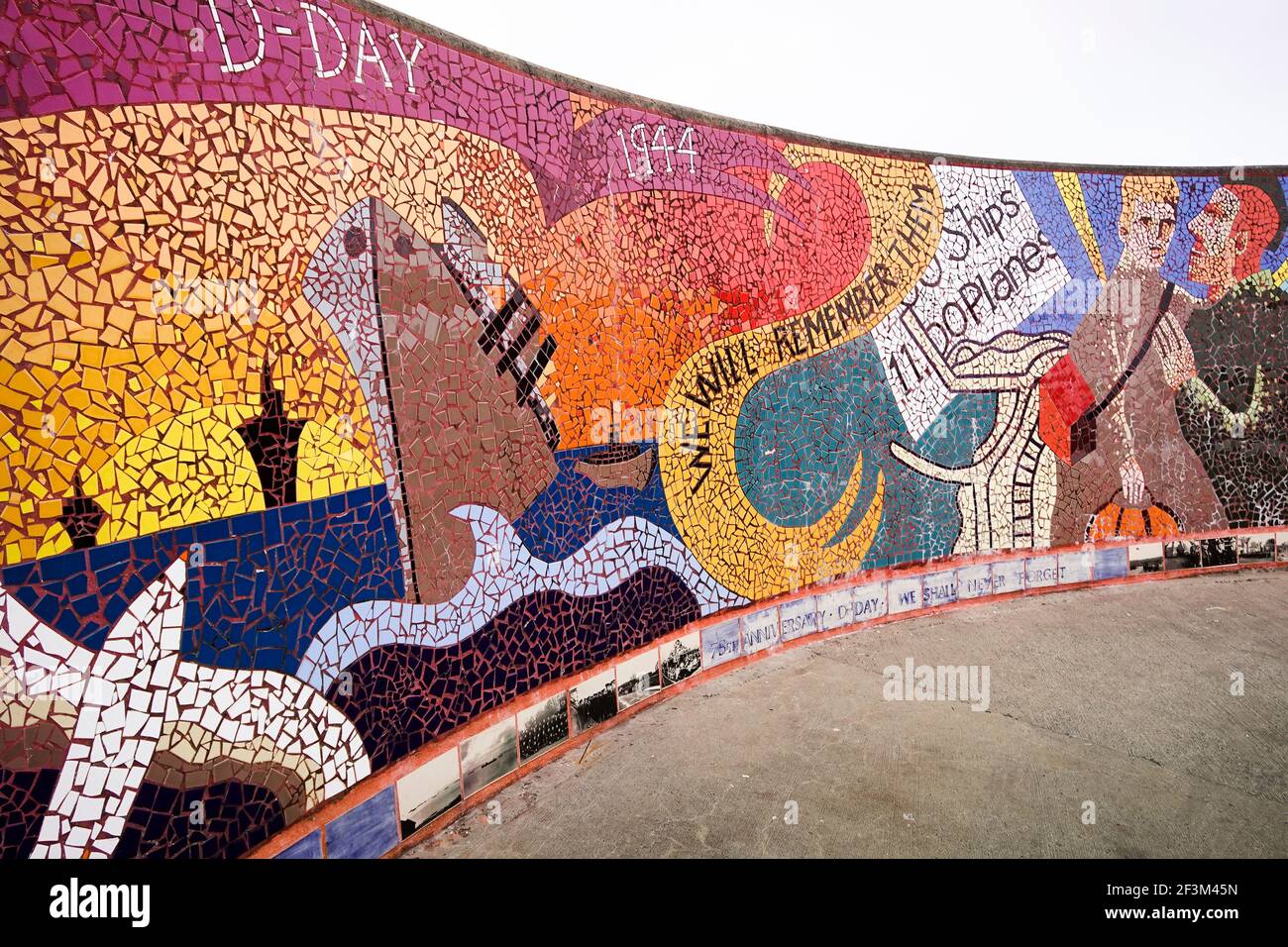 Memorial Mosaic Eisenhower Pier Bangor Irlande du Nord Banque D'Images