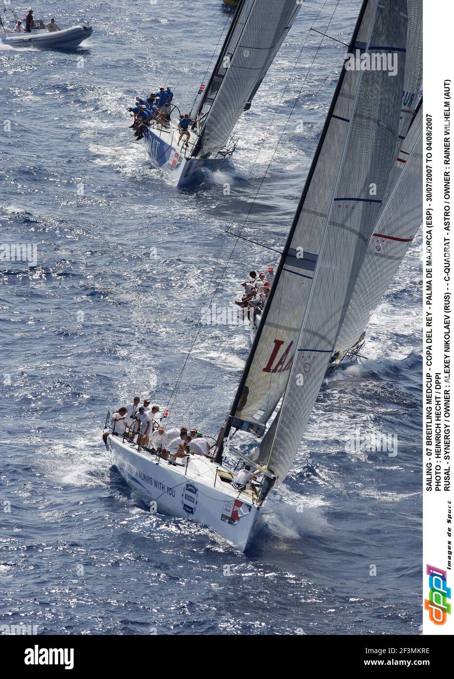 VOILE - 07 BREITLING MEDCUP - COPA DEL REY - PALMA DE MAJORQUE (ESP) - 30/07/2007 AU 04/08/2007 PHOTO : HEINRICH HECHT / DPPI RUSAL - SYNERGY / PROPRIÉTAIRE : ALEXEY NIKOLAEV (RUS) - - C-QUADRAT - ASTRO / PROPRIÉTAIRE : RAINER WILHELM (AUT) Banque D'Images