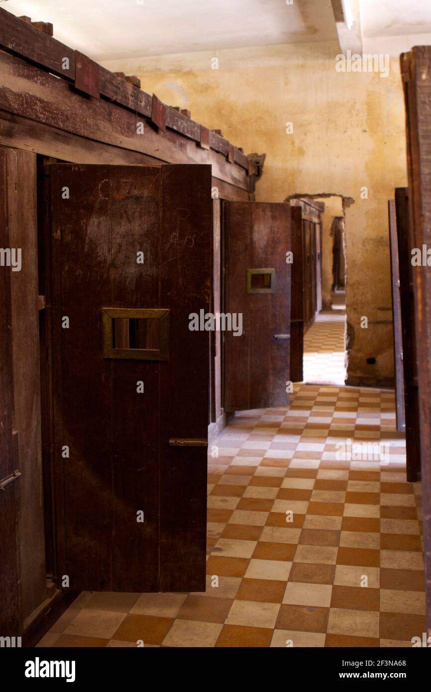 Le musée du génocide de Tuol Sleng est une ancienne école secondaire Utilisé comme prison de sécurité notoire 21 (S-21) par le Le régime des Khmers rouges de 1975 à sa chute Banque D'Images