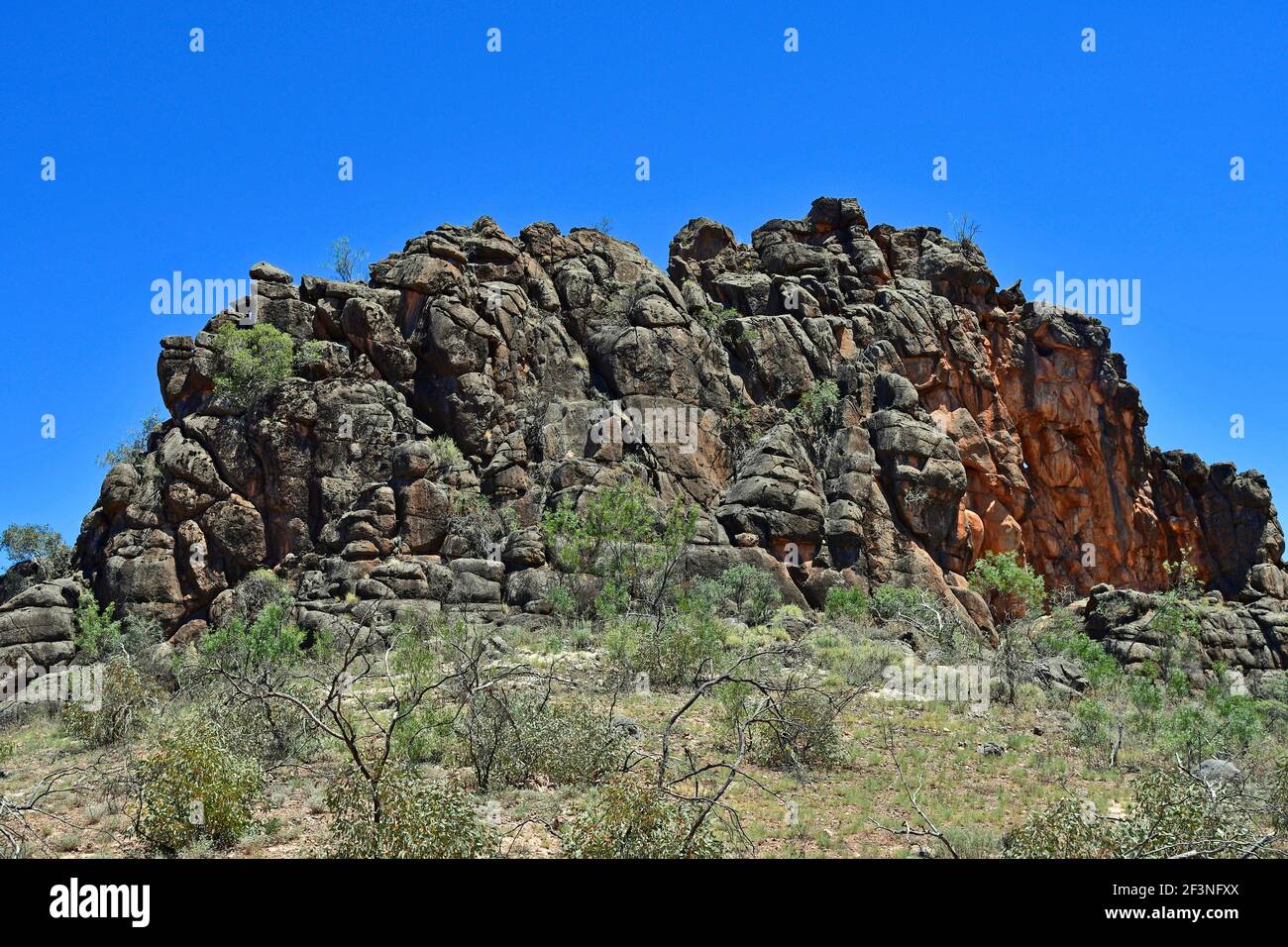 Australie, la réserve naturelle de Corroboree Rock est une zone protégée du parc national de l'est de McDonnell Banque D'Images