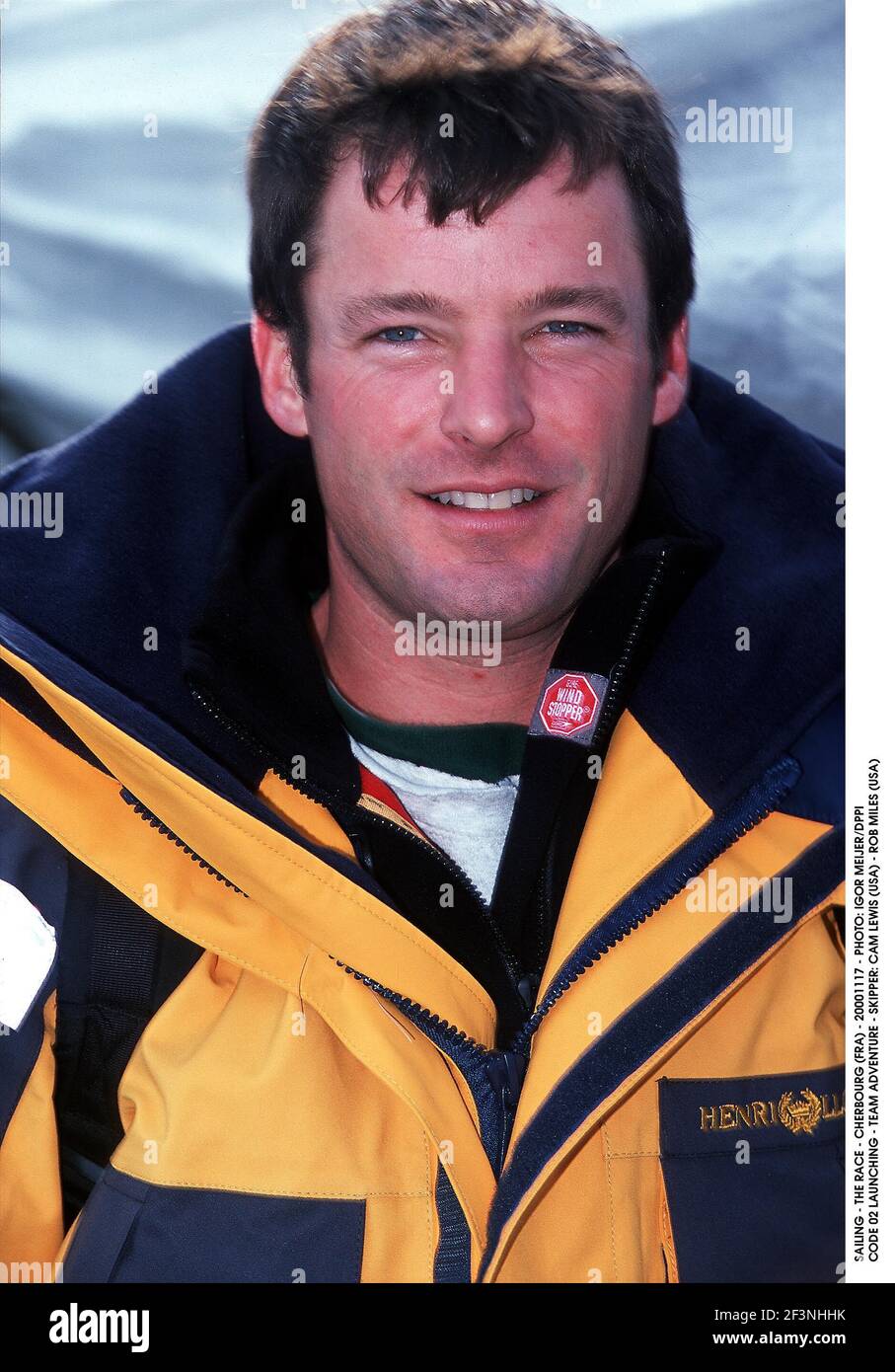VOILE - LA COURSE - CHERBOURG (FRA) - 20001117 - PHOTO: IGOR MEIJER/DPPI CODE 02 LANCEMENT - AVENTURE EN ÉQUIPE - SKIPPER: CAM LEWIS (USA) - ROB MILES (USA) Banque D'Images