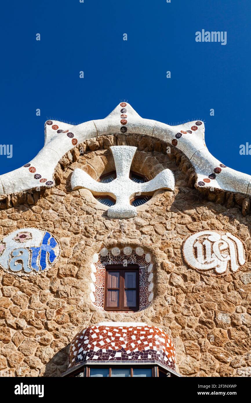 Le Lodge du gardien, Park Güell, Barcelone, Espagne, 1900-14. Banque D'Images