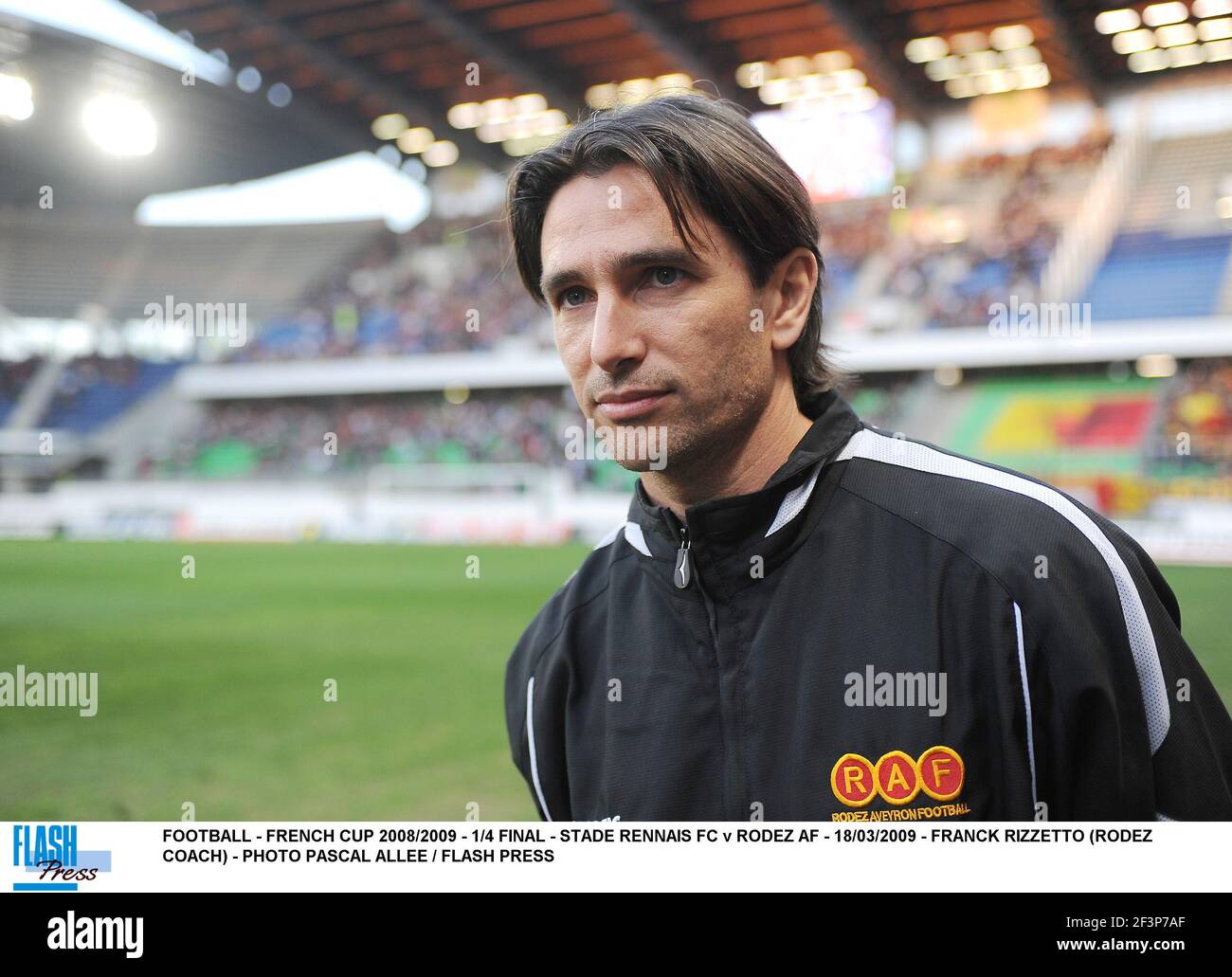 FOOTBALL - COUPE FRANÇAISE 2008/2009 - 1/4 FINAL - STADE RENNAIS FC CONTRE RODEZ AF - 18/03/2009 - FRANCK RIZETTO (RODEZ COACH) - PHOTO PASCAL ALLEE / FLASH PRESS Banque D'Images