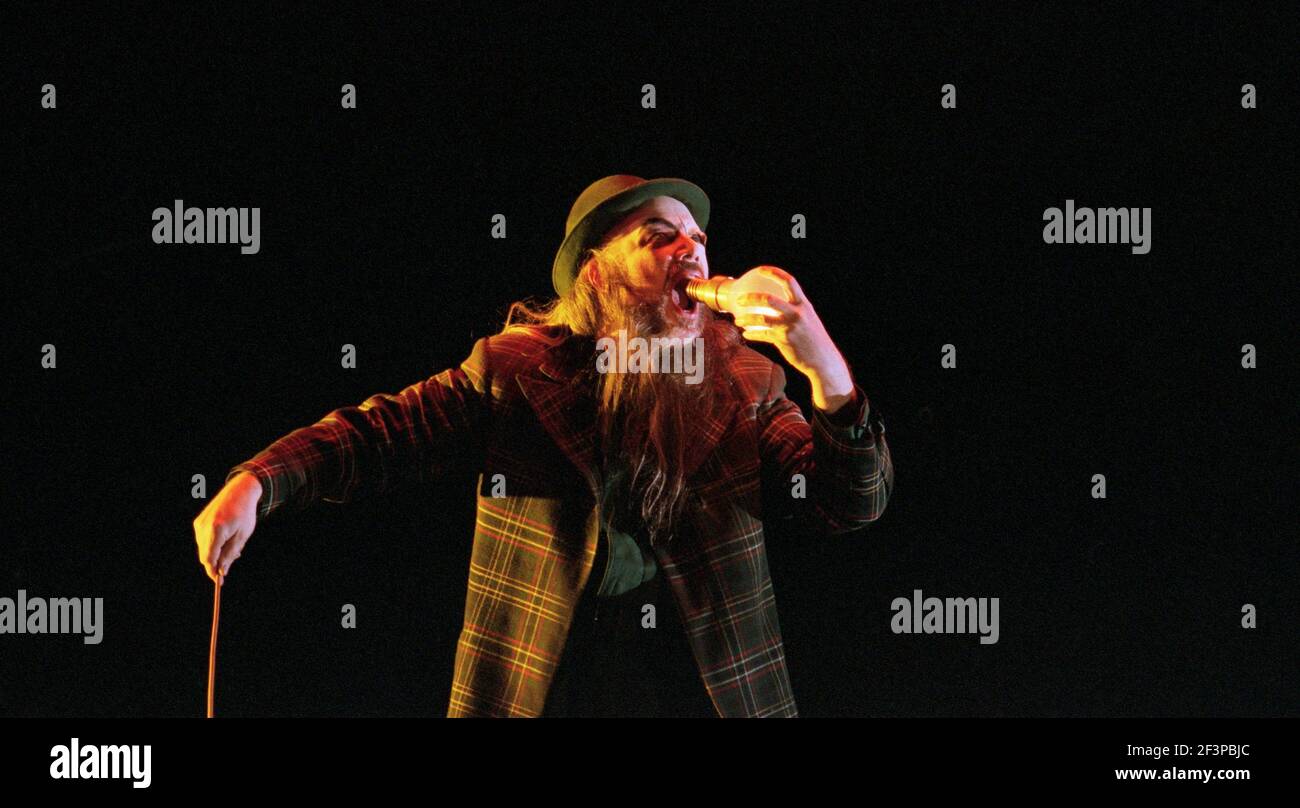 John Tomlinson (Wotan / The Wanderer) à SIEGFRIED par Wagner au Royal Opera, Covent Garden, Londres WC2 27/03/1995 chef d'orchestre: Bernard Haitink design: Nigel Lowery éclairage: Pat Collins mouvement: Matthew Hamilton directeur: Richard Jones Banque D'Images