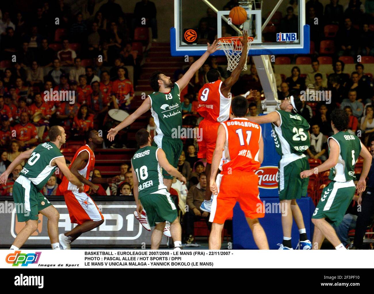 BASKETBALL - EUROLIGUE 2007/2008 - LE MANS (FRA) - 22/11/2007 - PHOTO : PASCAL ALLEE / SPORTS CHAUDS / DPPI LE MANS V UNICAJA MALAGA - YANNICK BOKOLO (LE MANS) Banque D'Images