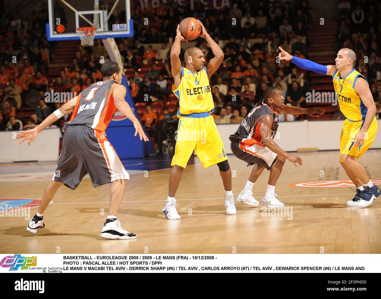 BASKETBALL - EUROLIGUE 2008 / 2009 - LE MANS (FRA) - 18/12/2008 - PHOTO : PASCAL ALLEE / SPORTS CHAUDS / DPPI LE MANS V MACABI TEL AVIV - DERRICK SHARP ( Banque D'Images