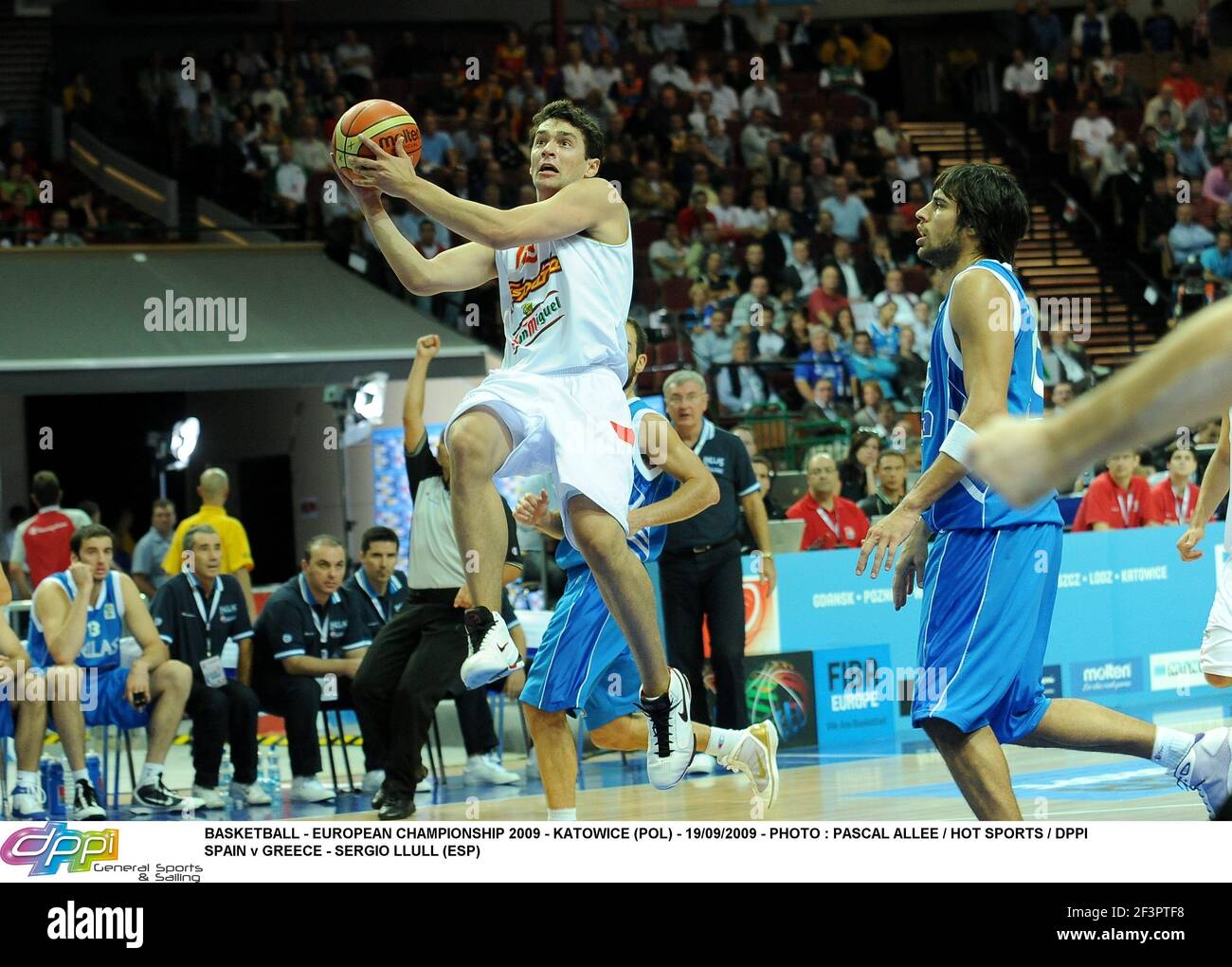 BASKET-BALL - CHAMPIONNAT D'EUROPE 2009 - KATOWICE (POL) - 19/09/2009 - PHOTO : PASCAL ALLEE / SPORTS CHAUDS / DPPISPAIN / GRÈCE - SERGIO LLULL (ESP) Banque D'Images