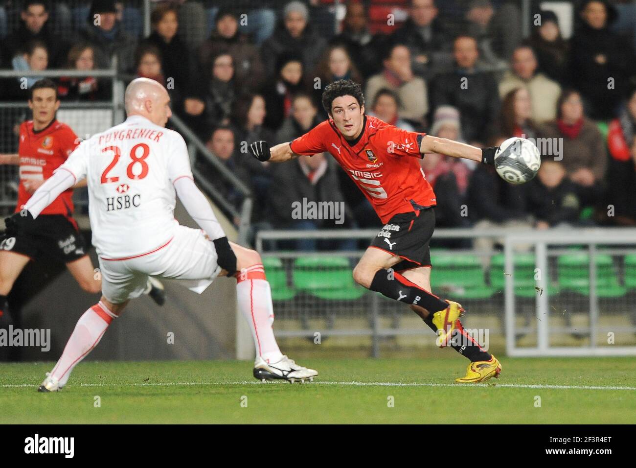 FOOTBALL - CHAMPIONNAT DE FRANCE 2009/2010 - L1 - STADE RENNAIS V AS MONACO - 06/03/2010 - PHOTO PASCAL ALLEE / DPPI - FABIEN LEMOINE (REN) / SÉBASTIEN PUYGRENIER (ASM) Banque D'Images