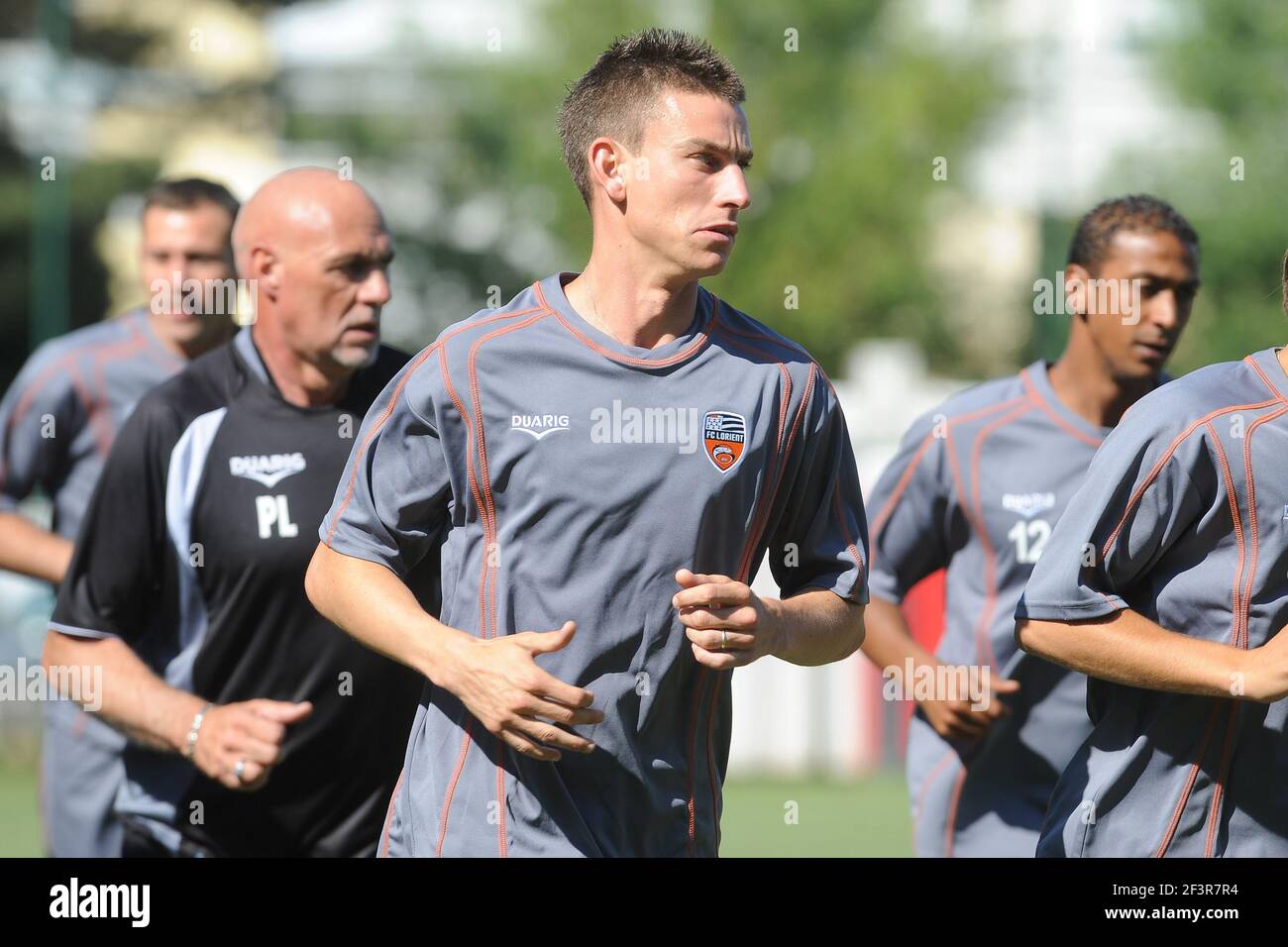 FOOTBALL - CHAMPIONNAT DE FRANCE 2010/2011 - L1 - MISCS - DÉBUT DE LA SAISON DE FORMATION DU FC LORIENT - 21/06/2010 - PHOTO PASCAL ALLEE / SPORTS CHAUDS / DPPI - LAURENT KOSCIELNY Banque D'Images