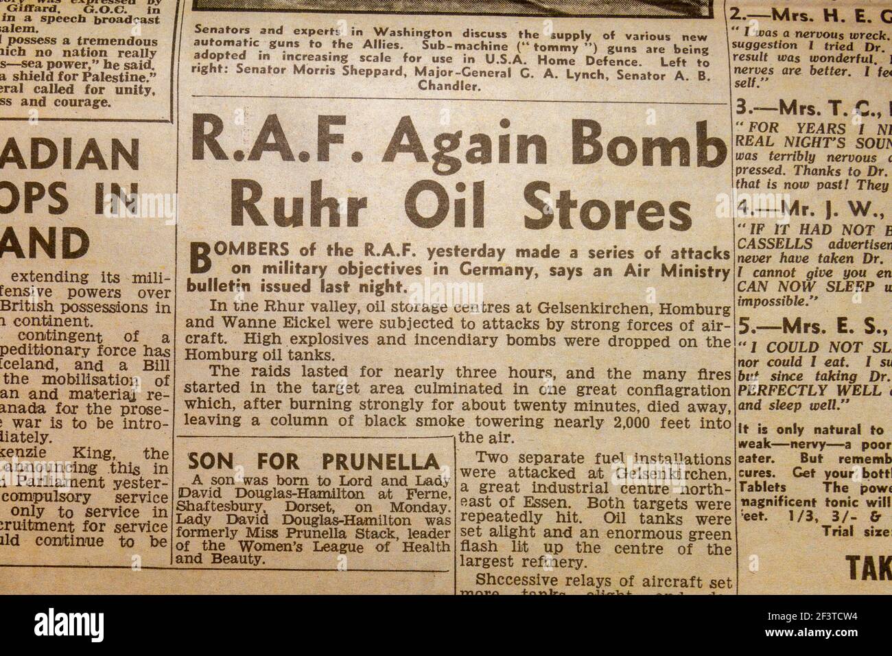 Titre « RAF Again Bomb Ruhr Oil Stores » sur les raids de bombardement au-dessus de l'Allemagne, Daily Sketch Newspaper (réplique), 19 juin '40 (pendant la bataille d'Angleterre) Banque D'Images