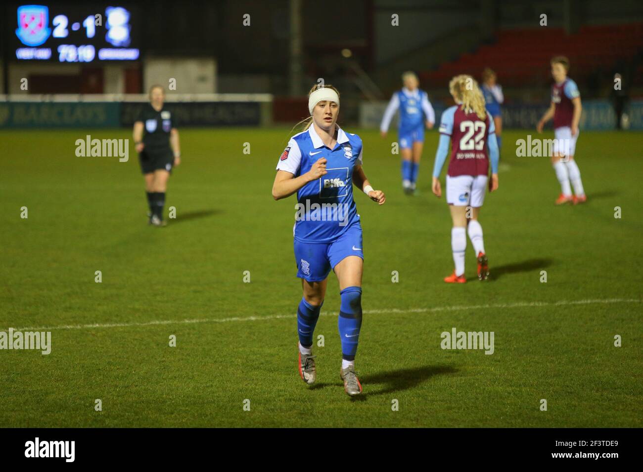 Claudia Walker (#18 Birmingham City) pendant le match de la FA Women’s Super League entre West Ham United et Birmingham City à Victoria Road, Dagenham à Londres, en Angleterre. Banque D'Images