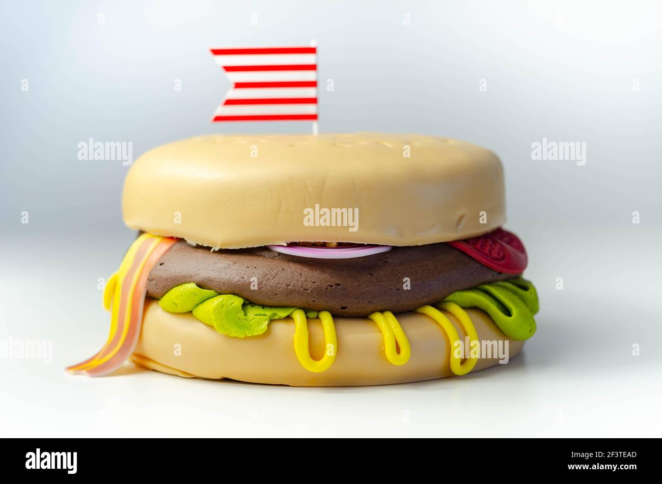 Happy Birthday Cake In Shape Banque D Image Et Photos Alamy