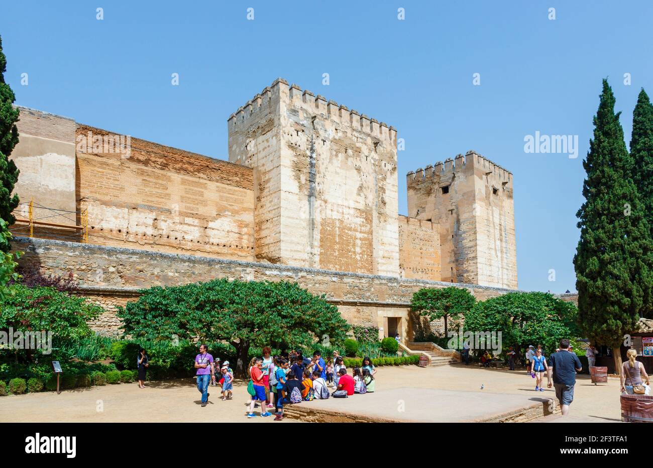 Entrée par Torre Quebrada à l'Alcazaba, une forteresse, l'une des plus anciennes parties de l'Alhambra, Alhambra y Generalife, Grenade, Andalousie, Espagne Banque D'Images