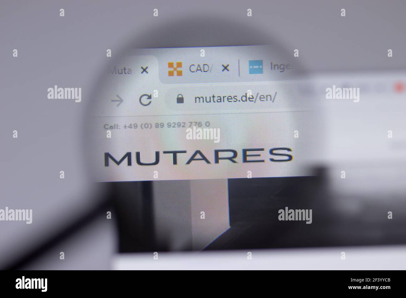 New York, Etats-Unis - 18 mars 2021 : icône du logo de la société mutares sur le site Web, Editorial Banque D'Images