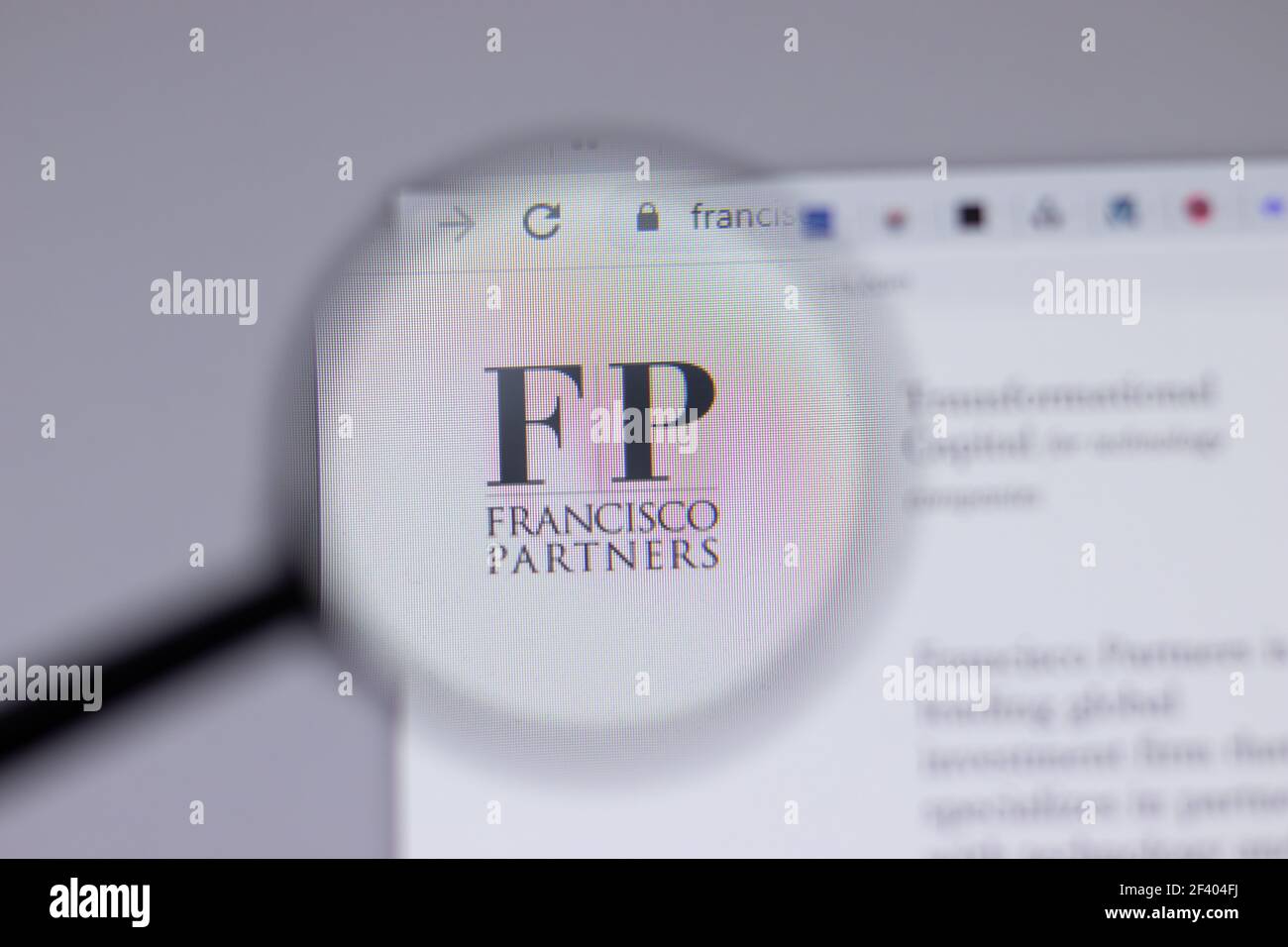 New York, Etats-Unis - 18 mars 2021 : icône du logo de la société FP de Francisco Partners sur le site Web, Editorial Banque D'Images