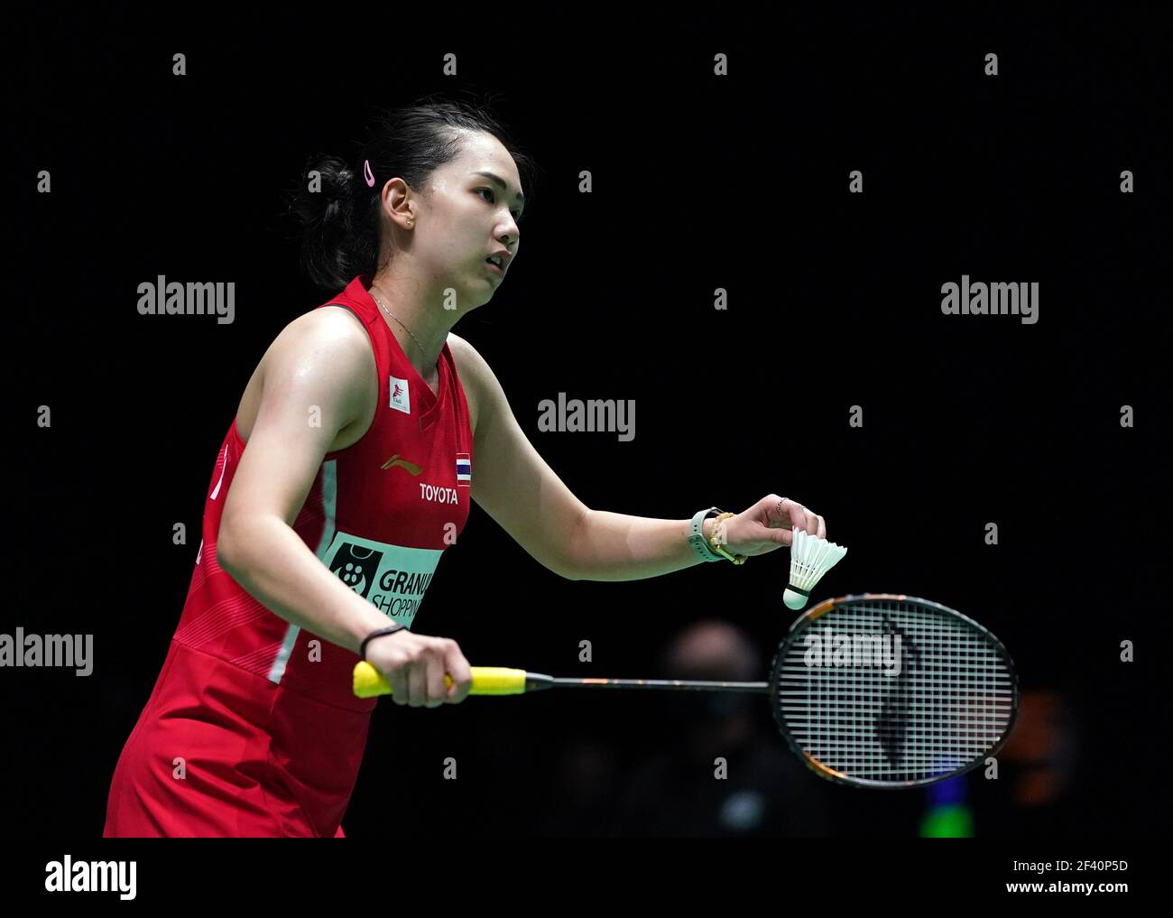 La Thaïlande Pornpawee Chochuwong en action pendant son match contre la Thaïlande Phittayaporn Chaiwan le deuxième jour du YONEX All England Open Badminton Championships à Utilita Arena Birmingham. Date de la photo: Jeudi 18 mars 2021. Banque D'Images
