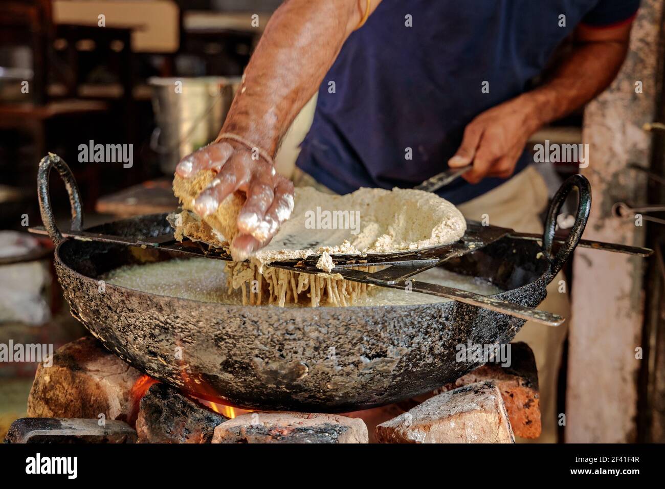 Murukku cuisine de rue indienne État du Rajasthan dans l'ouest de l'Inde. Banque D'Images