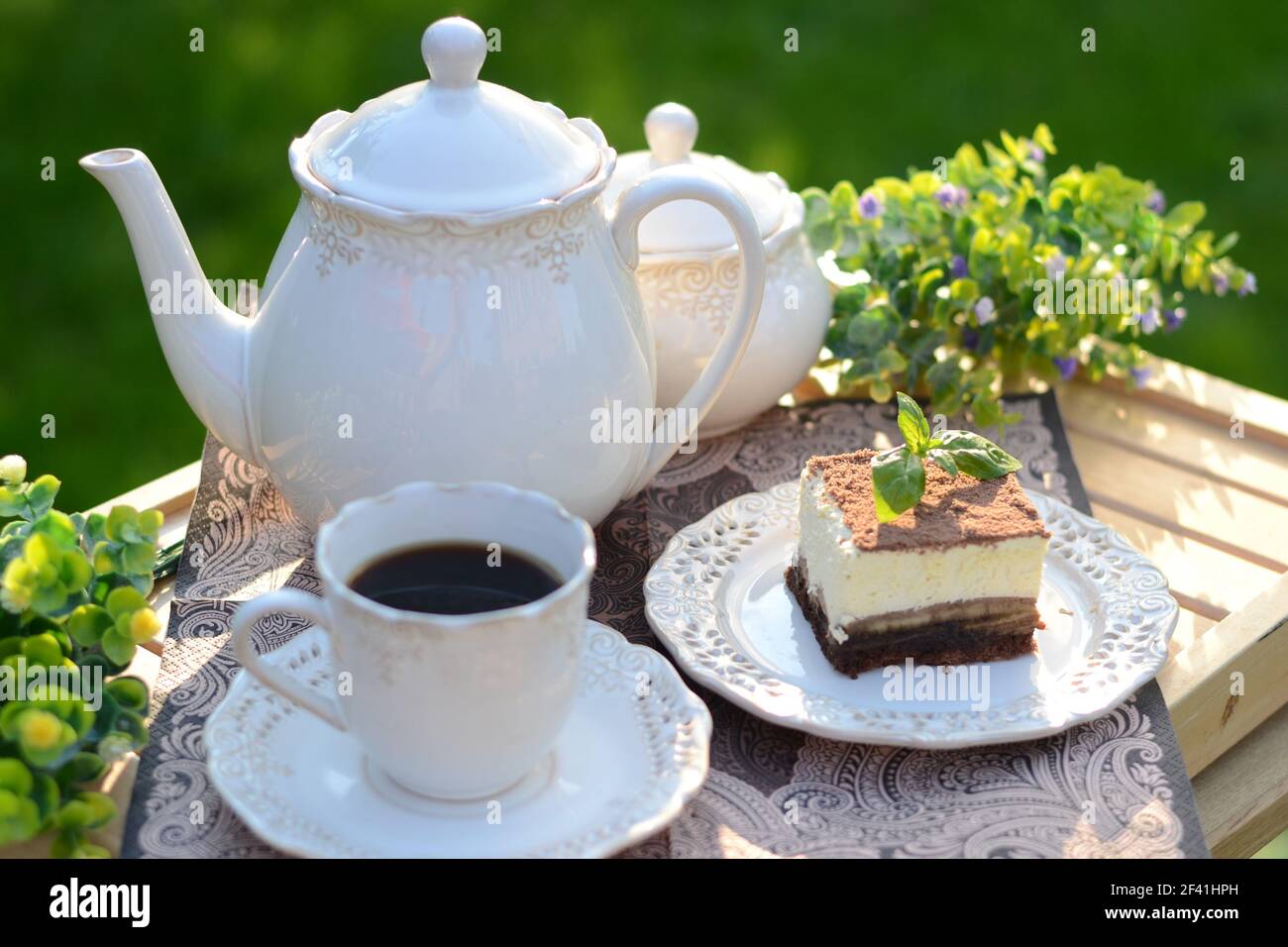 Droit présentant un repas d'été doux Banque D'Images