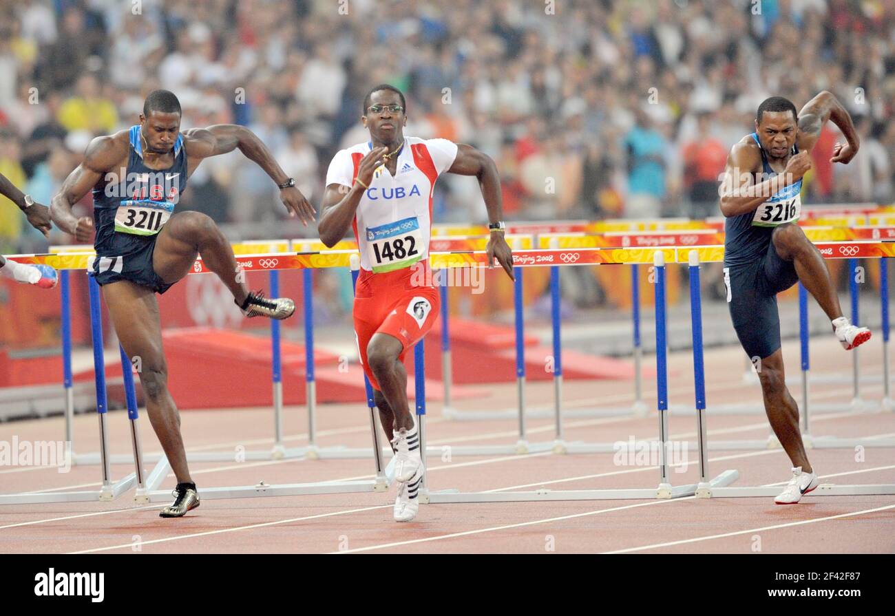 JEUX OLYMPIQUES BEIJING 2008. 13ÈME JOUR 21/8/08 110M HAIES DAYRON ROBLES (CUB) GAGNE L'OR. PHOTO DAVID ASHDOWN. Banque D'Images