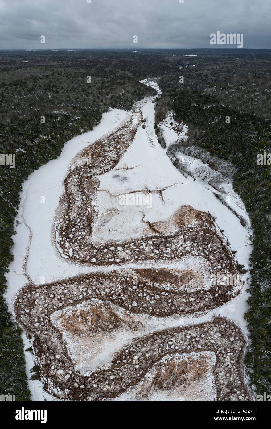 Rivière remplie de glace dans la baie de Fundy, Nouvelle-Écosse Banque D'Images