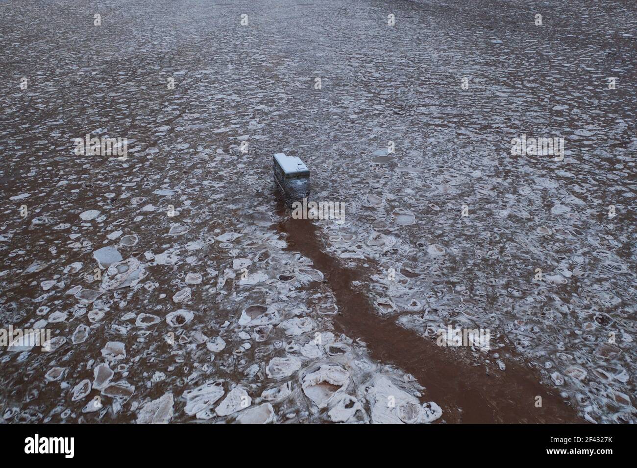 Rivière remplie de glace dans la baie de Fundy, Nouvelle-Écosse Banque D'Images